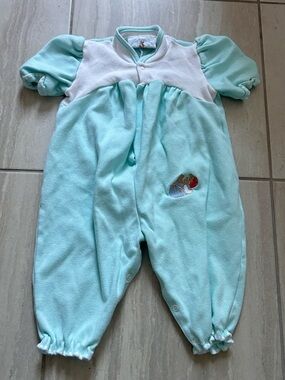 6 Months vintage embroidered Peter rabbit One-Piece Romper